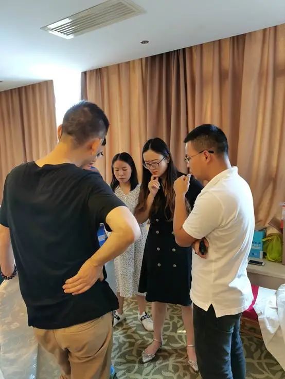 深圳市０８２６期六西格瑪綠帶實戰研修班圓滿完成(圖8)
